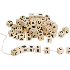Buchstabenwürfel natur