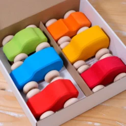 Bunte Holzautos