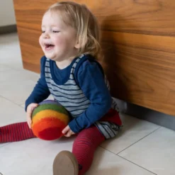 Filz Ball Groß Regenbogen
