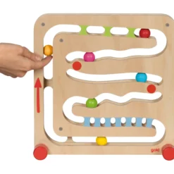 Kugelbahn mit Fingerfahrstuhl
