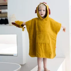 Poncho Löwe