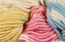 Strickgabel + Strickwolle 50g pastell