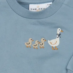 Sweatshirt mit Schulterknöpfen 