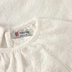 T-Shirt mit Stickerei warmweiß 122