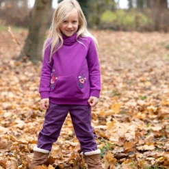 Webhose mit elatischem Bund dark grape 86/92